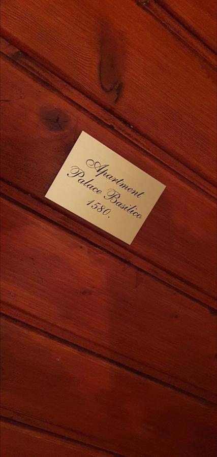 B&B Palace Basilico 1580. Ρόβινι Εξωτερικό φωτογραφία