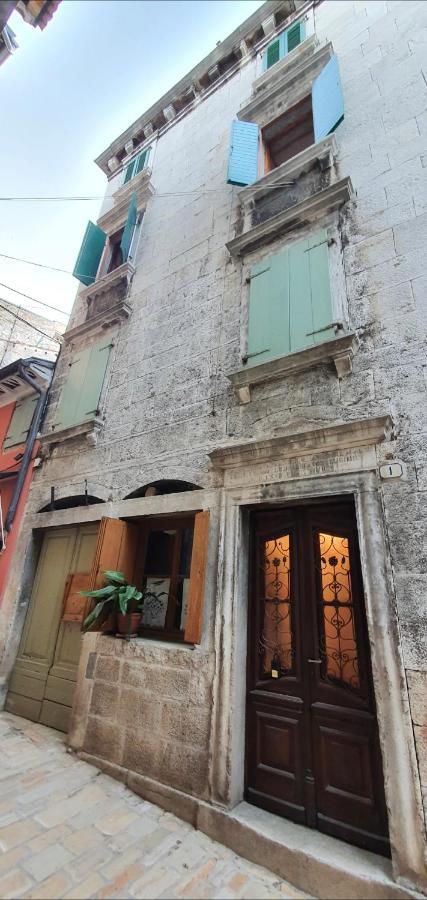 B&B Palace Basilico 1580. Ρόβινι Εξωτερικό φωτογραφία