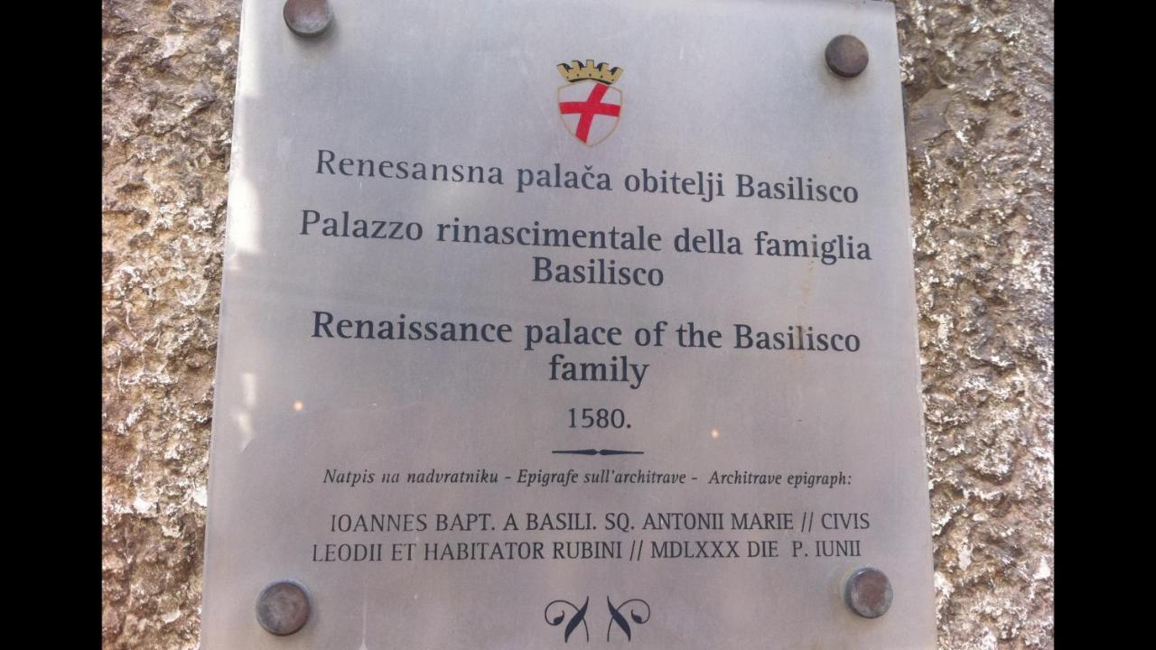 B&B Palace Basilico 1580. Ρόβινι Εξωτερικό φωτογραφία