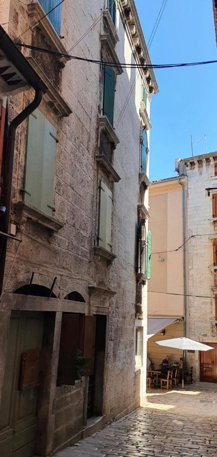 B&B Palace Basilico 1580. Ρόβινι Εξωτερικό φωτογραφία